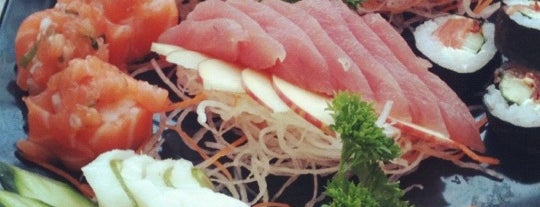 Nahoe Sushi is one of Ariane Kellyさんのお気に入りスポット.