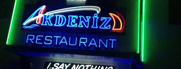 Amigos Akdeniz Restaurant is one of Jonny 🇲🇽🇬🇷🇮🇹🇩🇴🇹🇷🇮🇱🇪🇬🇲🇨🇧🇧’s Liked Places.