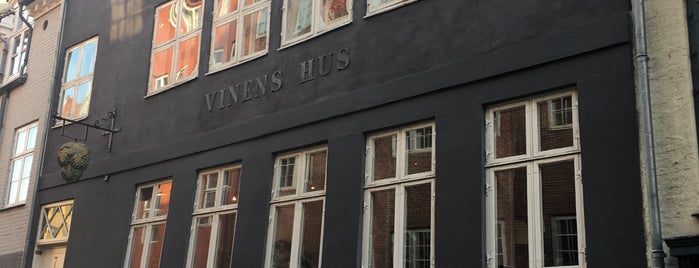 Vinens Hus is one of Orte, die Aiga gefallen.