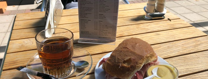 Sandwichshop Sal-Meijer is one of amsterdam.