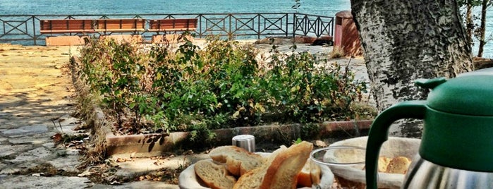 Ihlamur Cafe is one of Gör!Ye!İç!.