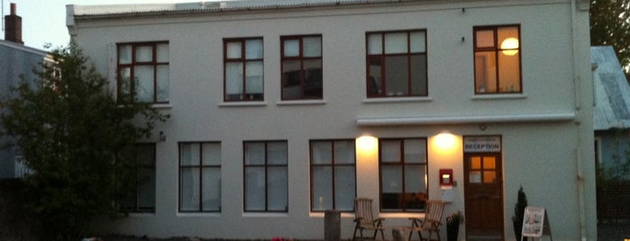 Reykjavik4you Apartments hotel is one of สถานที่ที่ Erik ถูกใจ.