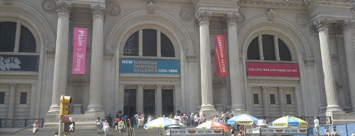 The Metropolitan Museum of Art is one of NYC Summer Spots.
