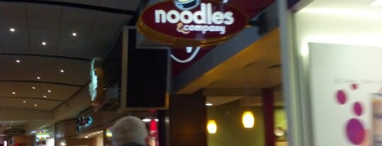 Noodles & Company is one of Orte, die David gefallen.