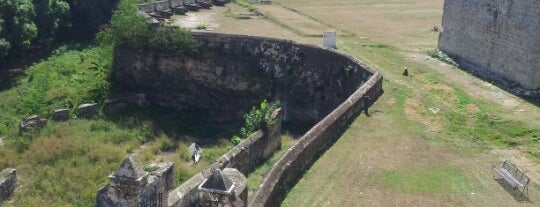 Fortaleza Ozama is one of Lugares guardados de Mario.