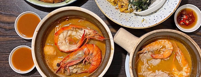 One Prawn & Co is one of Bib Gourmand (Michelin Guide Singapore).