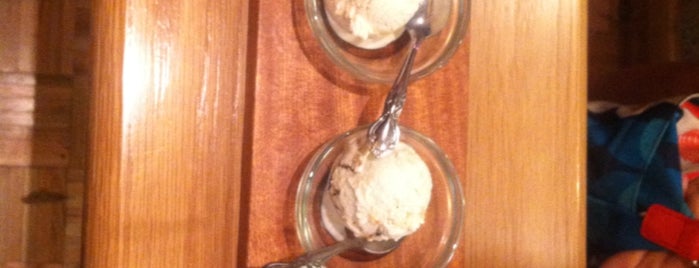 Salt & Straw is one of Lugares favoritos de Shelya.