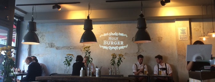 Holy Burger is one of Munich food.