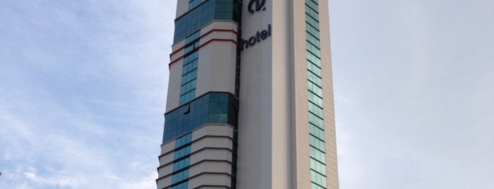 Ramada Encore Hotel is one of EGETOUR Car Hire'nin Beğendiği Mekanlar.