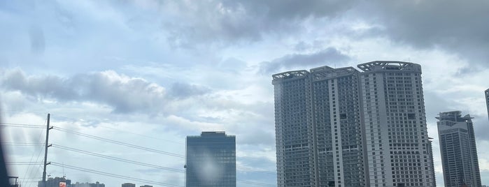 Makati-Mandaluyong Bridge is one of Favs.