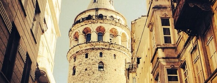 Галатская башня is one of Istanbulské díry.