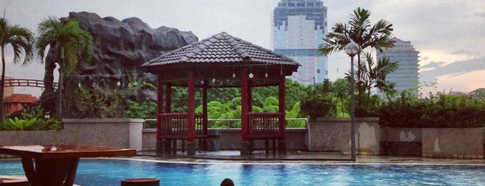Indah Villa Swimming Pool is one of Cristoさんのお気に入りスポット.