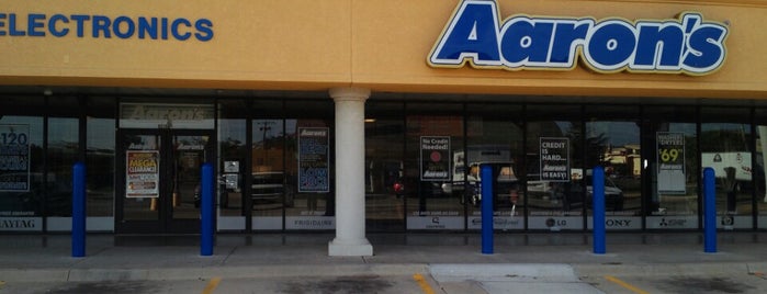 Casady Square Shopping Center is one of OKC.