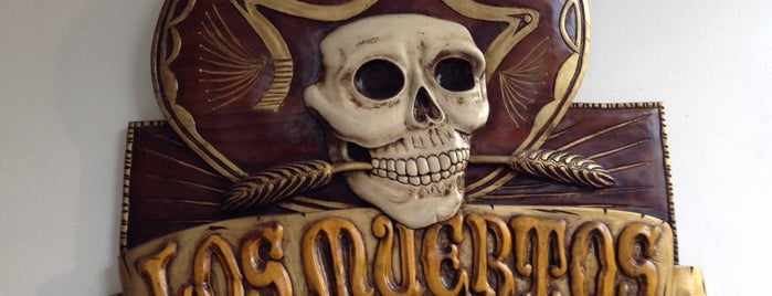 Los Muertos Brewing is one of Tempat yang Disukai Roberto.