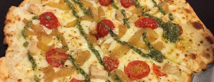 Pie Five Pizza Co. is one of Mike 님이 좋아한 장소.