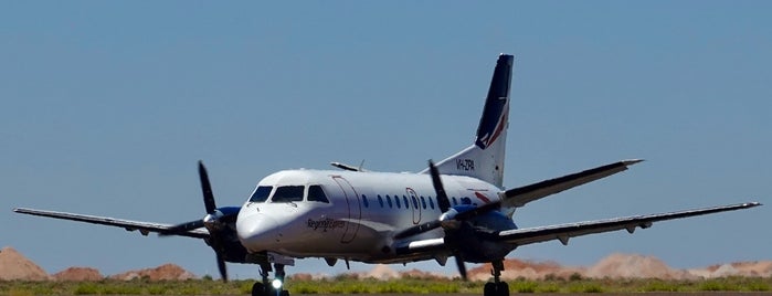 Coober Pedy Airport (CPD) is one of Австралия.