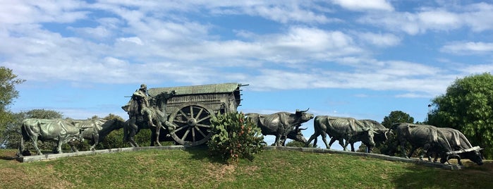 Monumento a La carreta is one of Uruguai.