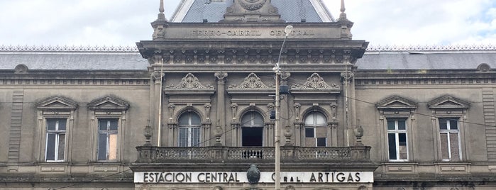 Estación Central General Artigas is one of Uruguay.