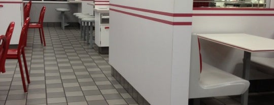 In-N-Out Burger is one of Jessicaさんのお気に入りスポット.