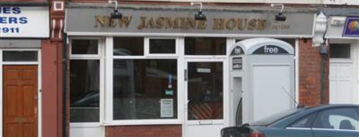 Jasmine House is one of สถานที่ที่ Roger ถูกใจ.