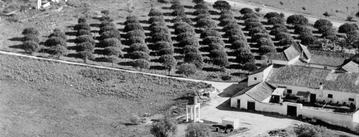 Cortijo Miraflores is one of Lugares Históricos en la Costa del Sol.