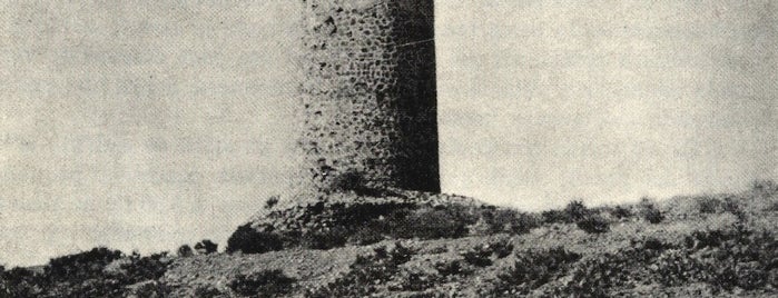 Torre Nueva de la Cala del Moral o Penta Pesetos is one of Torres Almenaras en el Litoral de Andalucía.