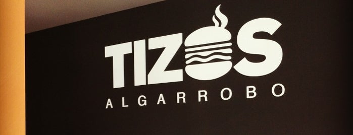 Tizo's Algarrobo Costa is one of Comer y comer.