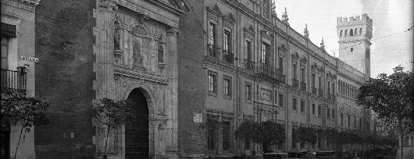 Iglesia de la Anunciación - El Valle is one of Sevilla Misterios y Leyendas.