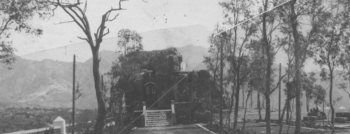 Ermita de La Virgen de La Peña is one of Lugares Históricos en la Costa del Sol.