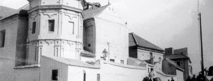 Parroquia de Santo Domingo is one of Lugares Históricos en Málaga - Historic Sites.