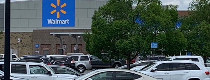 Walmart Supercenter is one of SHIPPING / RECEIVING CUSTOMERS.