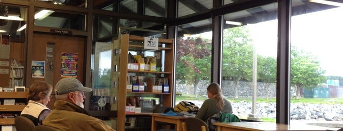Sitka Public Library is one of Lugares favoritos de Dan.