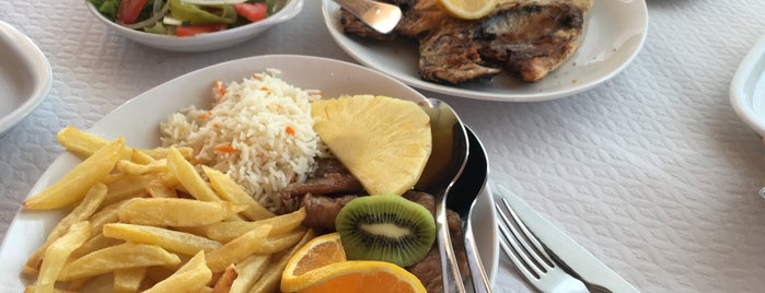 Restaurante O Folha is one of Tempat yang Disukai Ola.