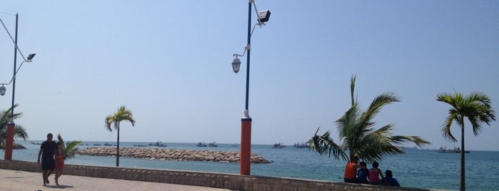 El Malecón is one of Mar.