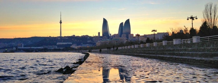 Dənizkənarı Bulvar | Seaside Boulevard is one of Баку.
