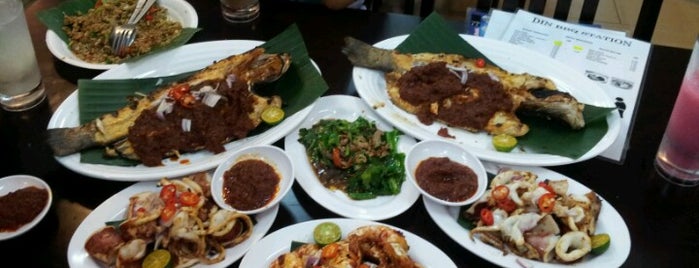 Din BBQ Station is one of Malaysian local best food specialist.