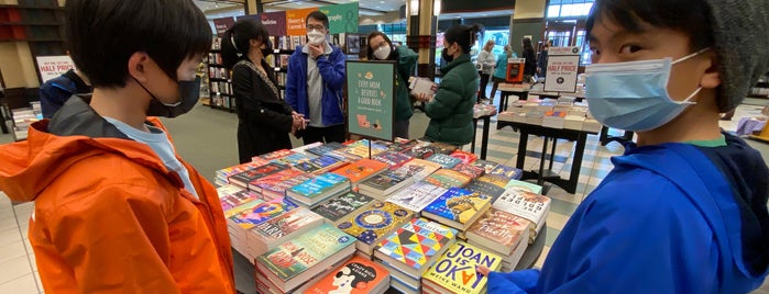 Barnes & Noble is one of Places to Eat & Shop.