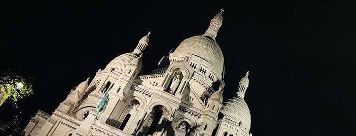The Basilica of the Sacred Heart of Paris is one of Paris.