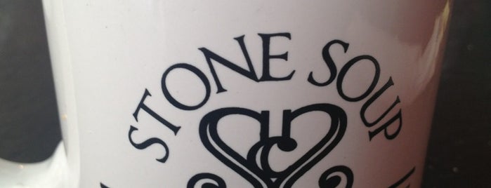 Stone Soup Cafe & Market is one of สถานที่ที่ Jason ถูกใจ.