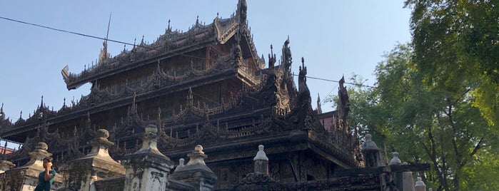 Golden Palace (Shwenandaw Kyaung) Monestary is one of Indochine.