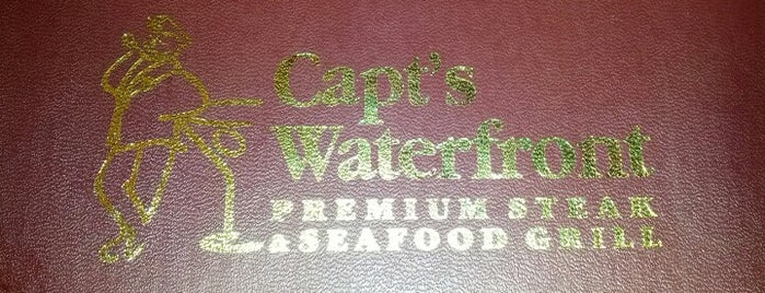 Capt's Waterfront Premium Steak & Seafood Grill is one of Locais curtidos por Merissa.