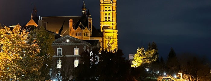 Hall of Languages is one of Syracuse.