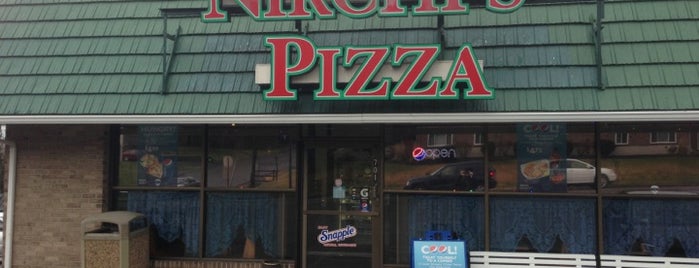 Nirchi's Pizza is one of Lugares favoritos de Stephen.