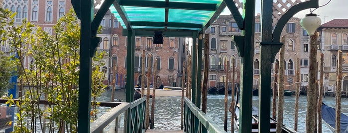 Traghetto Gondola Santa Maria del Giglio is one of Venise 2018.