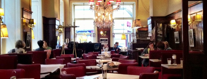 Café-Restaurant Diglas is one of Vienna To Do.