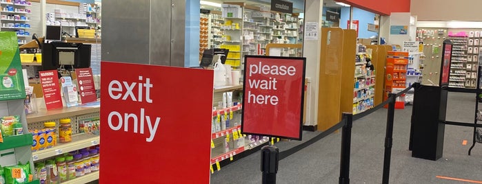 CVS pharmacy is one of Late night/24hr places.