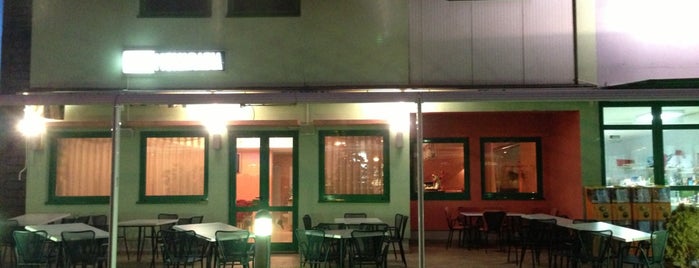 Caffe Bar Erman is one of Lugares favoritos de Danijel.