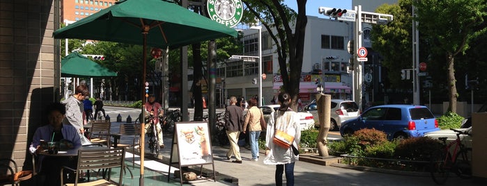 Starbucks is one of カフェ5.