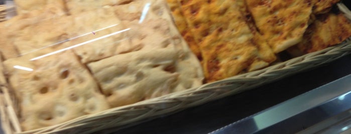 Panificio Le Palme is one of Focaccia!.