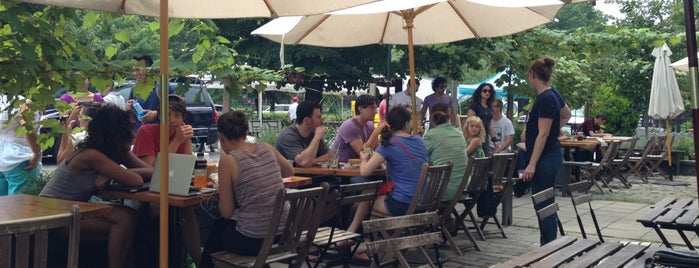 Big Bear Cafe is one of Posti che sono piaciuti a Danyel.